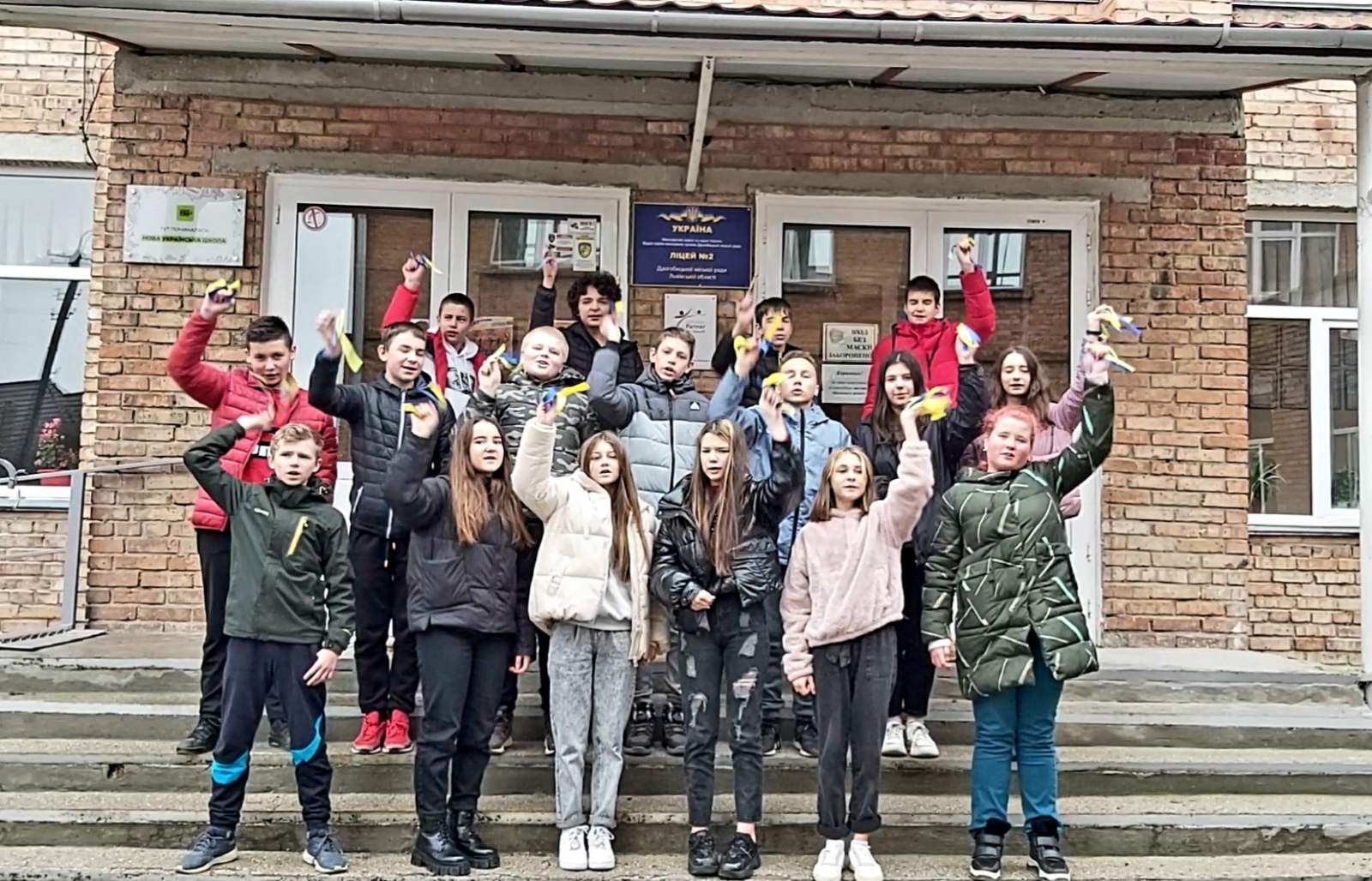 Патріотичний флешмоб «Україна – територія гідності та свободи»