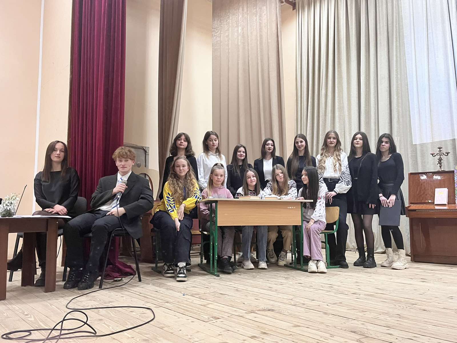 Нестандартний урок. Леся Українка