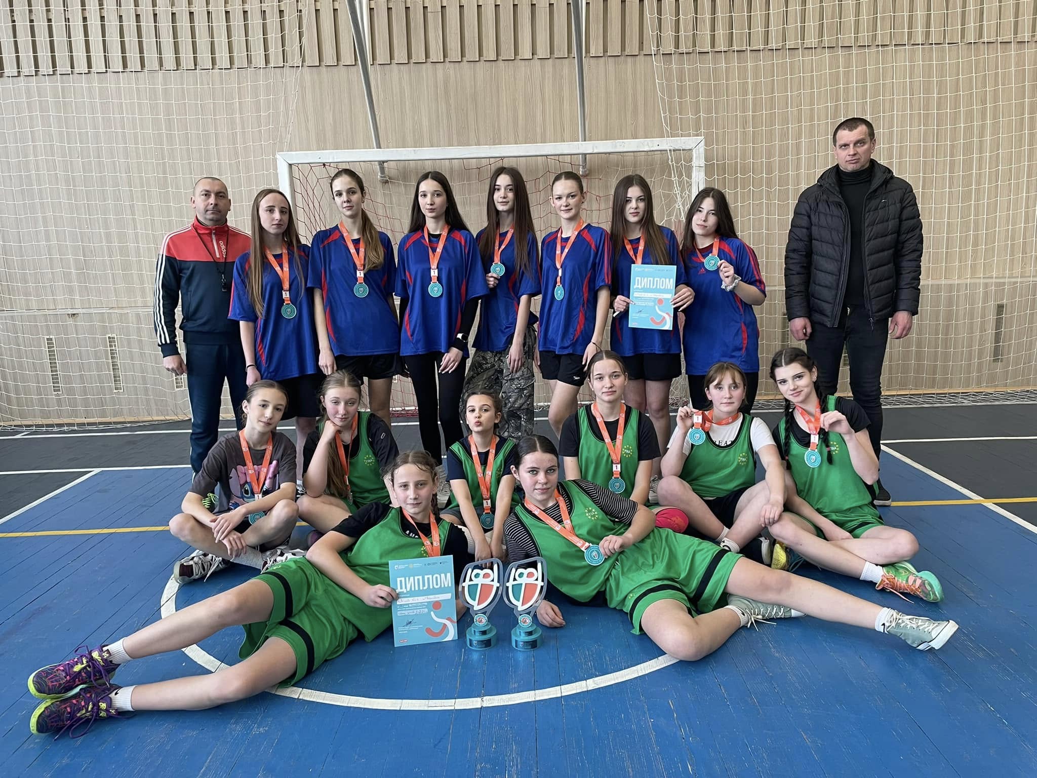 У баскетболі наші дівчата найкращі