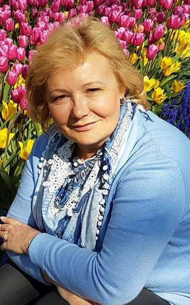 Кравченко (Малаховська) Леся-Рома Степанівна